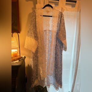 POL Cream Lace Kimono